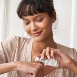 ANTI-POLLUTION & MOISTURE SERUM