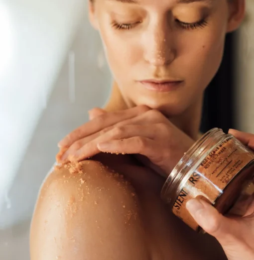 Körperpeeling mit AHA Nordic Amber