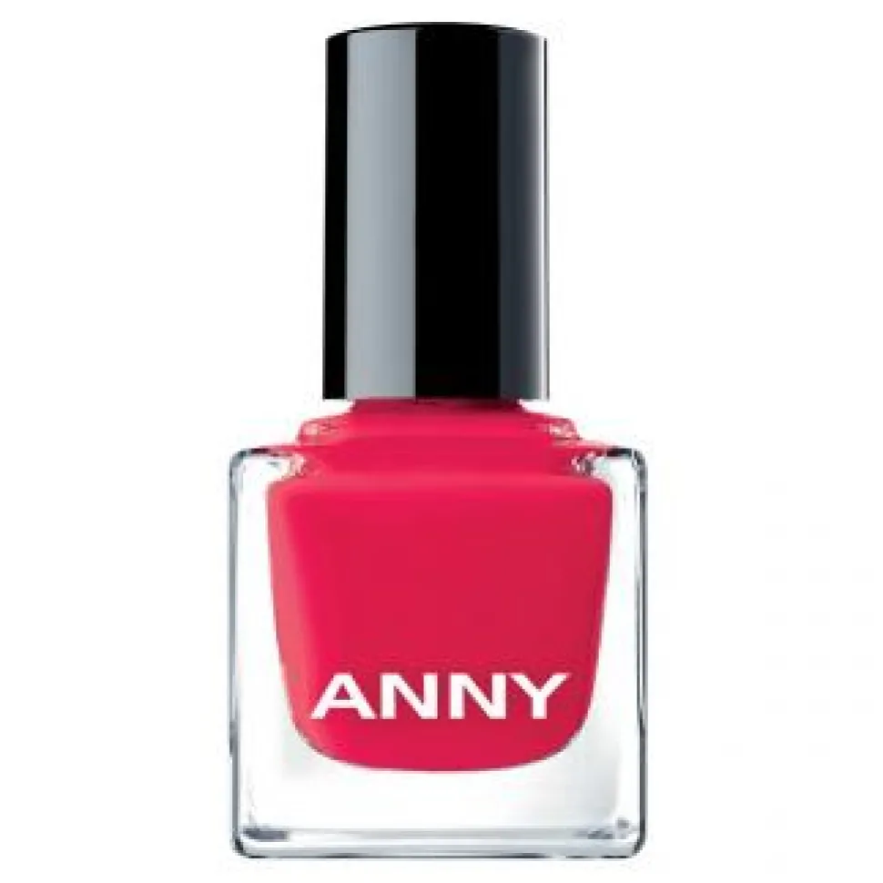 Nail Polish 173 scandalous lives of N.Y.