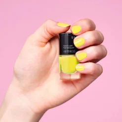 Neon Look Nail Lacquer