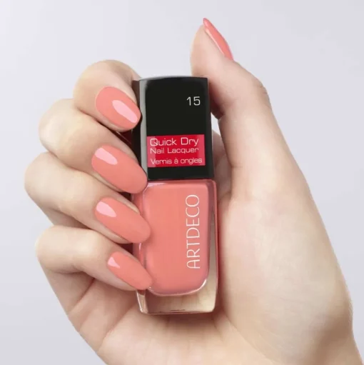Quick Dry Nail Lacquer